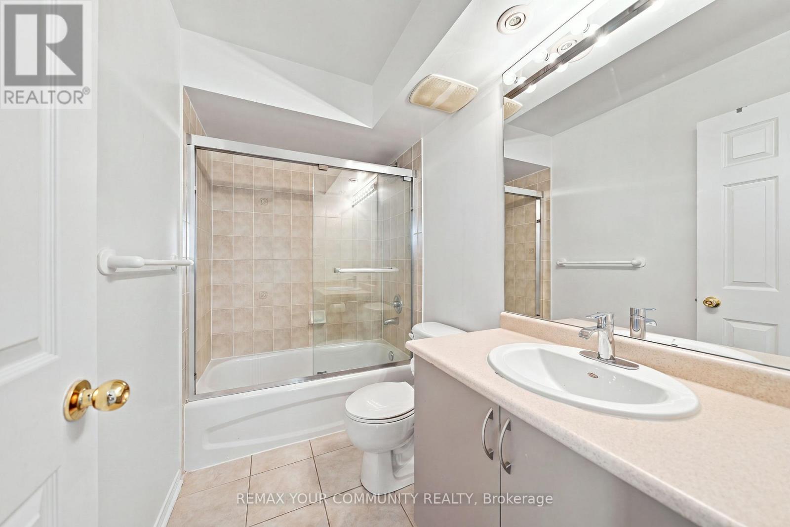 #261 4975 SOUTHAMPTON DRIVE - 34
