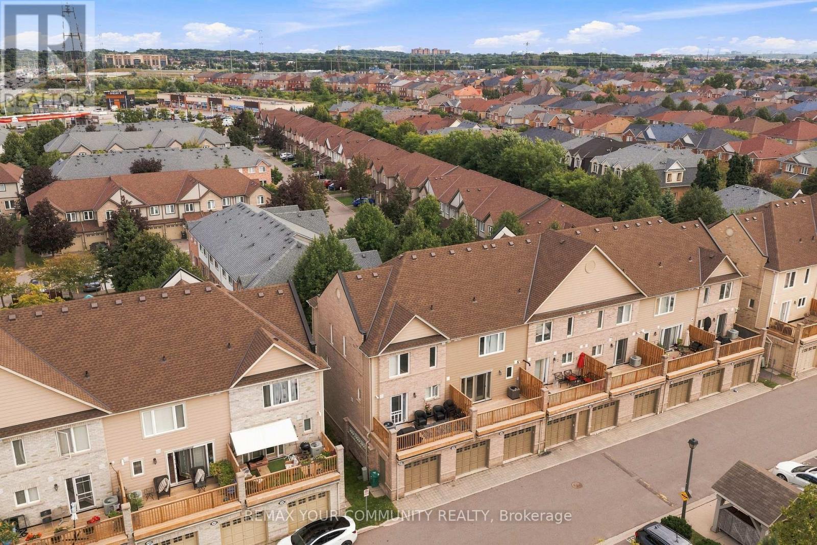 #261 4975 SOUTHAMPTON DRIVE - 48