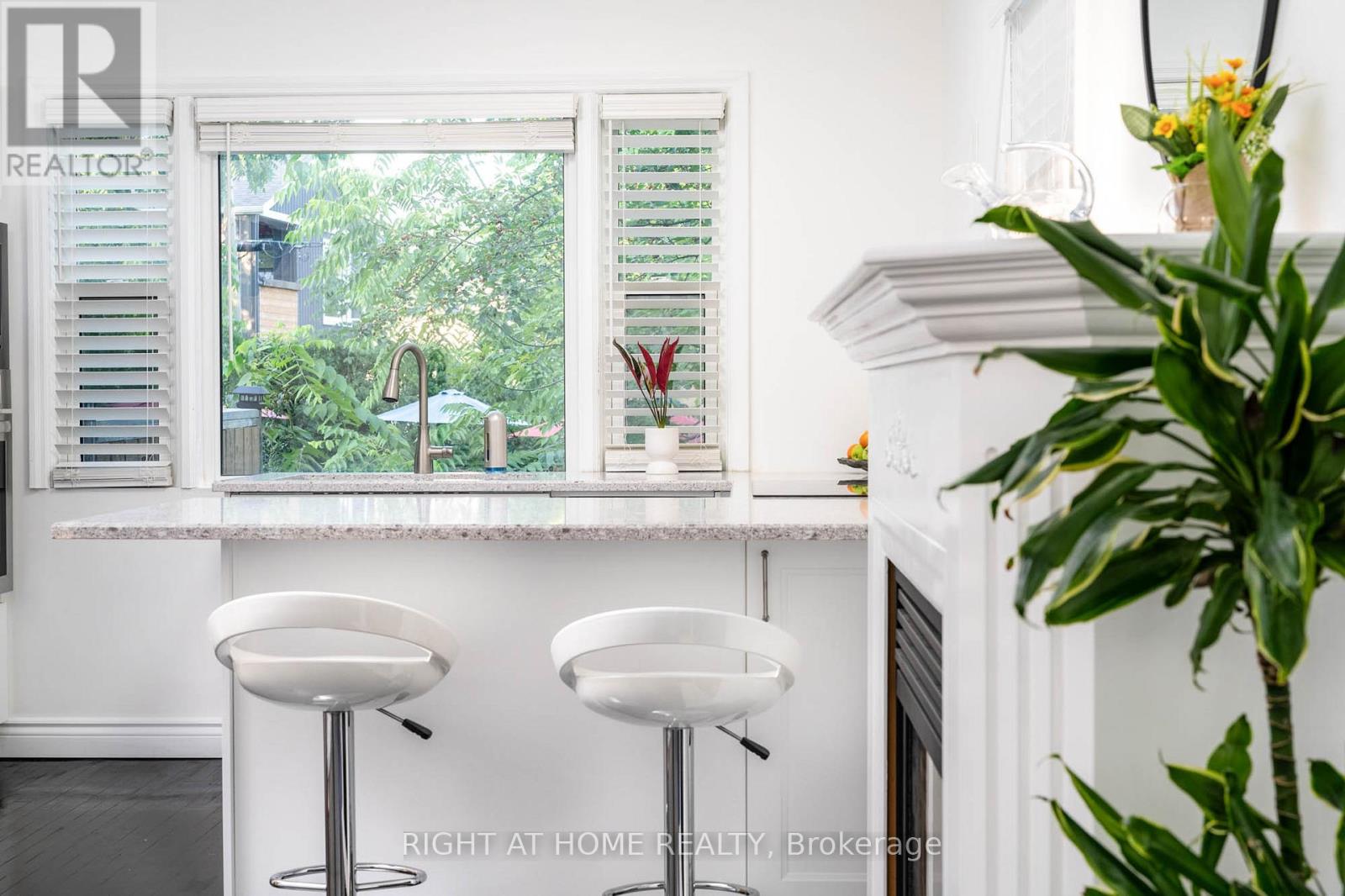 105 GLENRIDGE AVENUE - 4