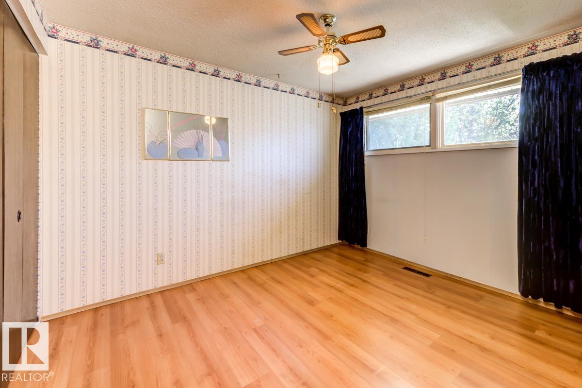 5811 92 AV NW - Image 17