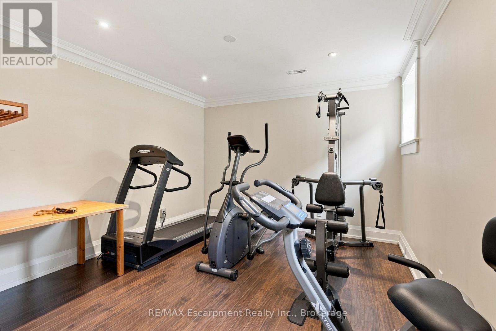 411 WEDGEWOOD DRIVE - Image 49