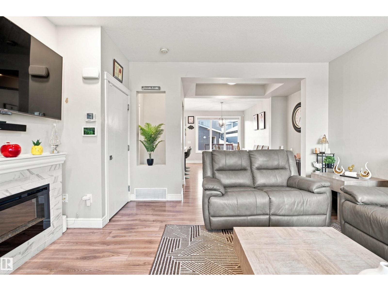 8024 ORCHARDS GREEN GR SW - 16