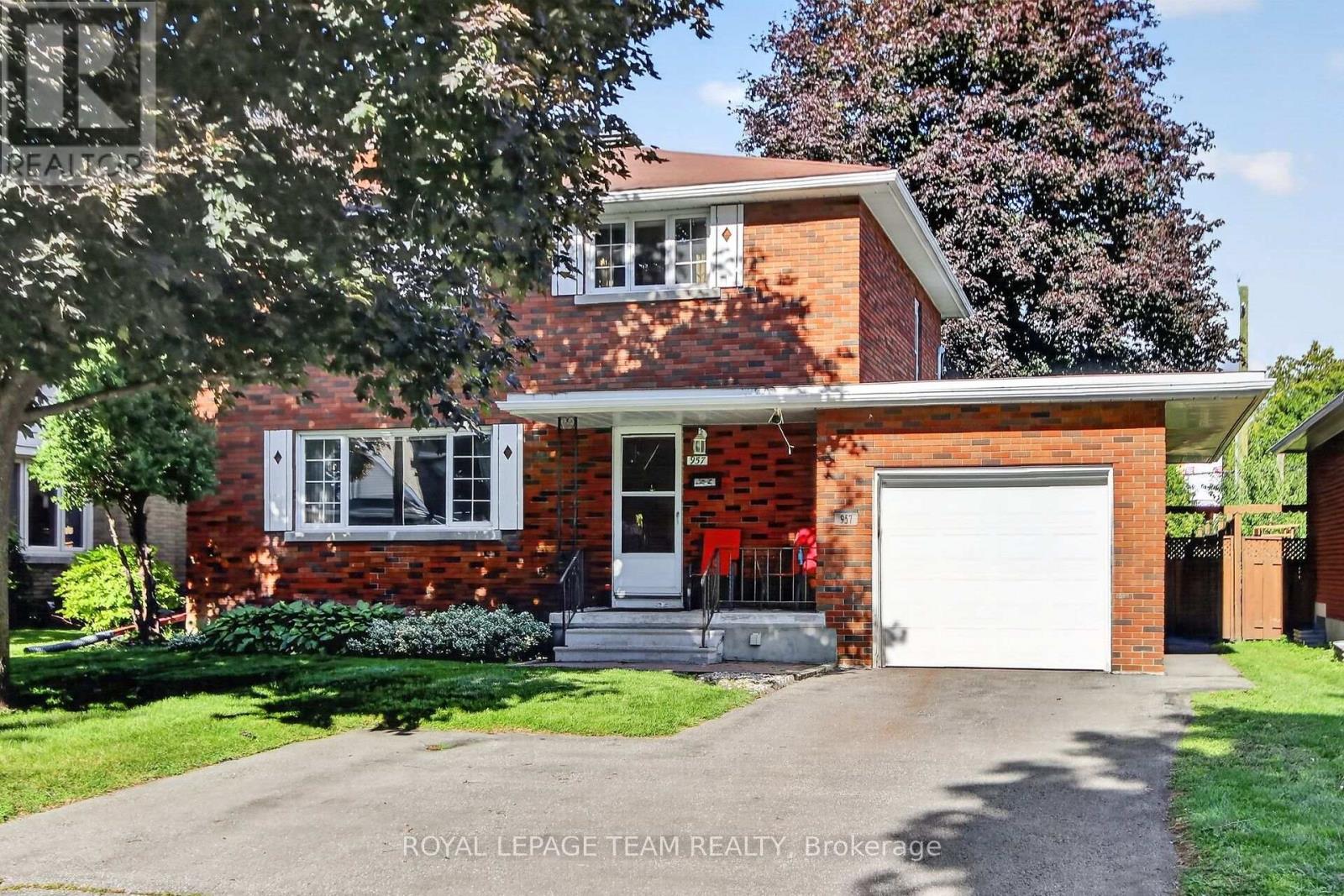 957 WINNINGTON AVENUE - 2