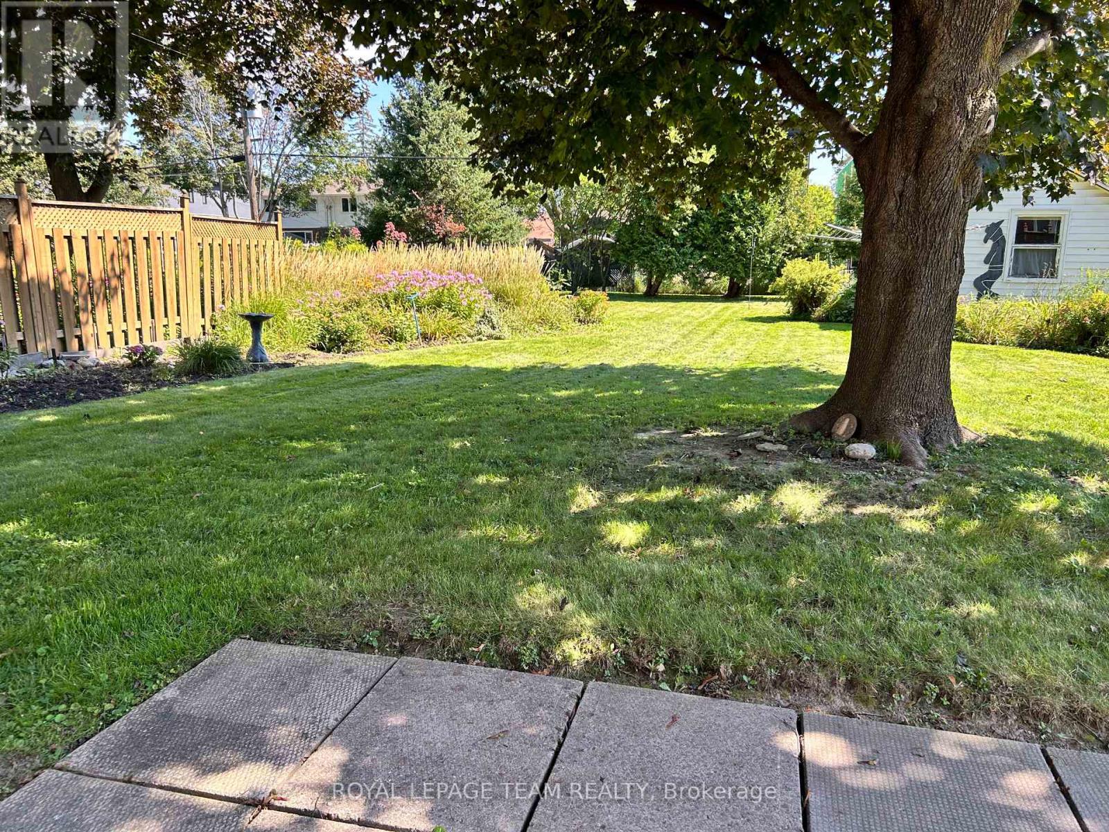 957 WINNINGTON AVENUE - Image 31
