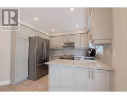 28 Sail Crescent, Vaughan, ON L6A2Z2 Photo 15