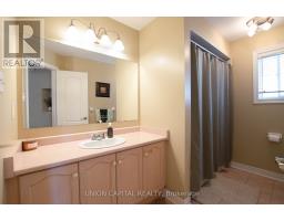 28 Sail Crescent, Vaughan, ON L6A2Z2 Photo 32