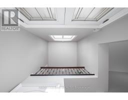 Primary Bedroom - 28 Sail Crescent, Vaughan, ON L6A2Z2 Photo 6