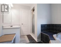 28 Sail Crescent, Vaughan, ON L6A2Z2 Photo 36