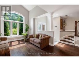 28 Sail Crescent, Vaughan, ON L6A2Z2 Photo 9