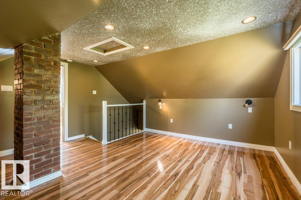 5423 48 ST - Image 30