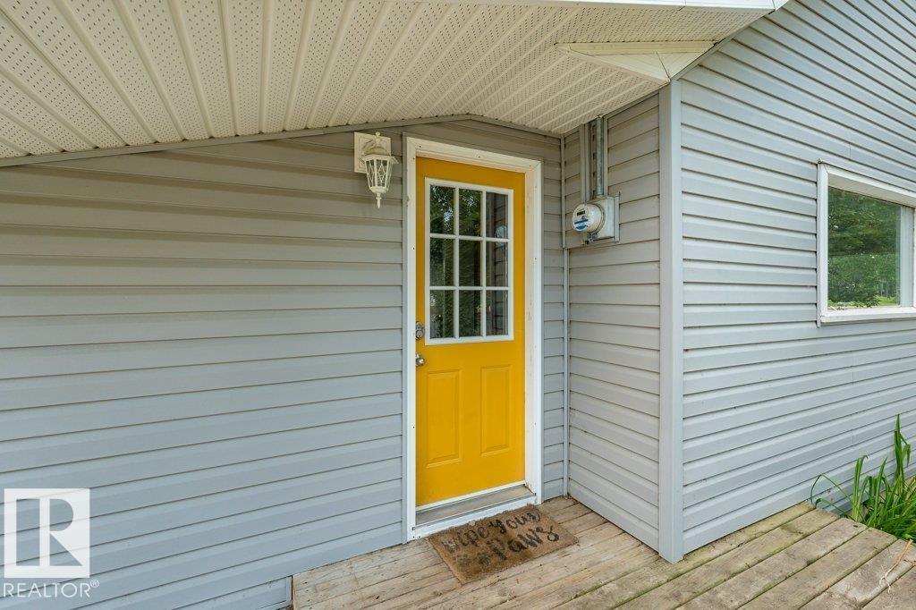 5423 48 ST - 36