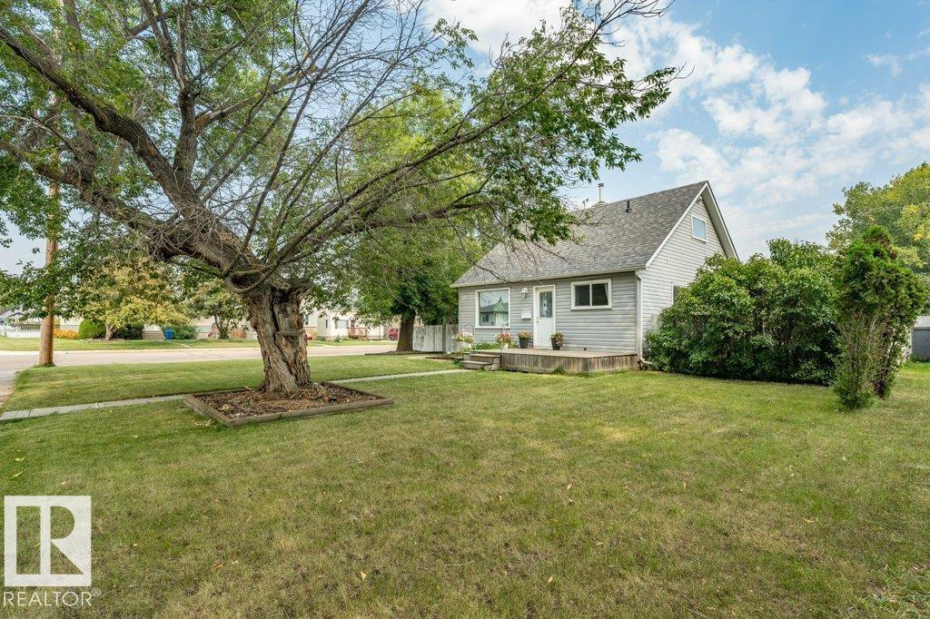 5423 48 ST - 5