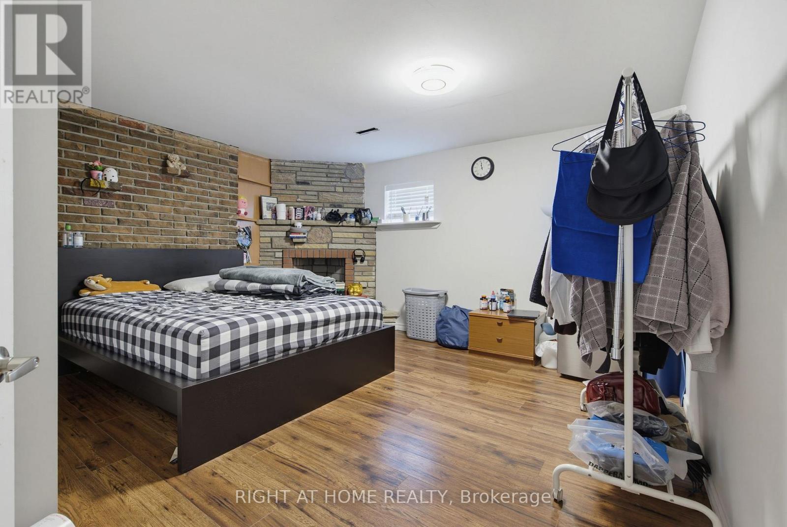 363 SENTINEL ROAD - 27