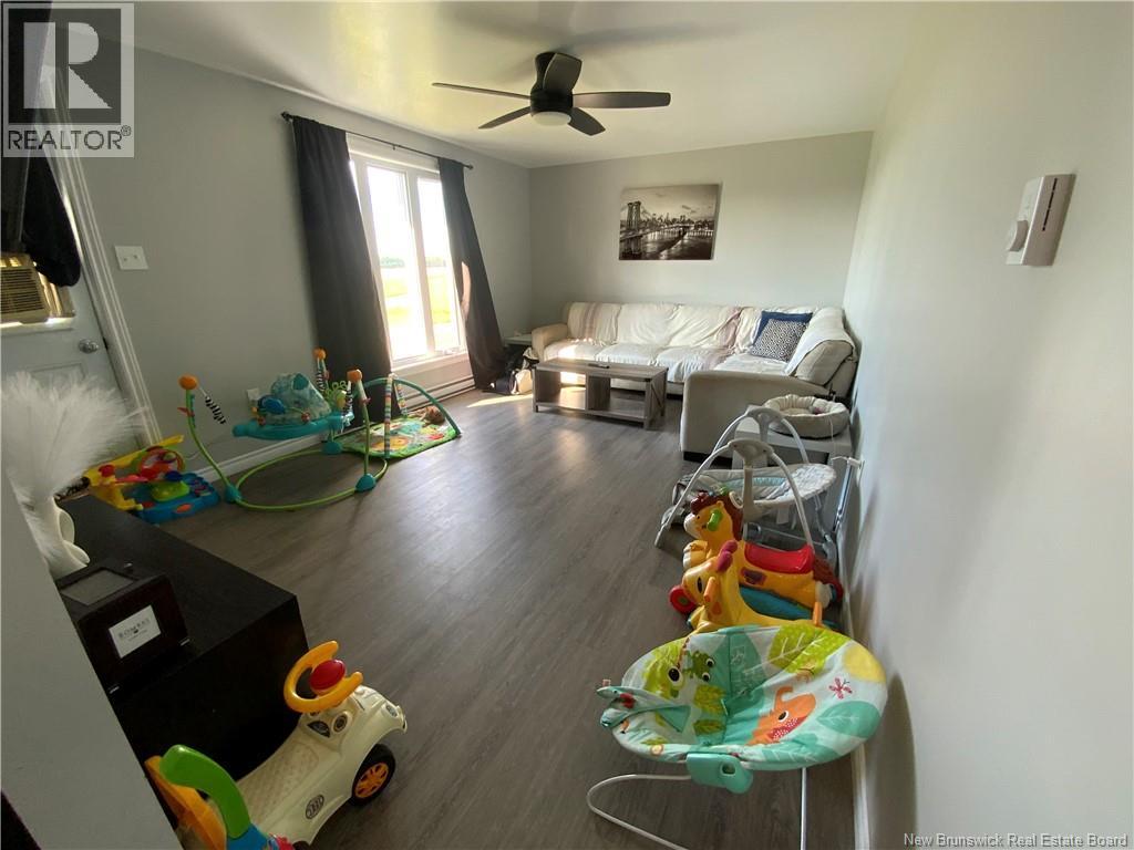 4 Lamoreaux Road - 10