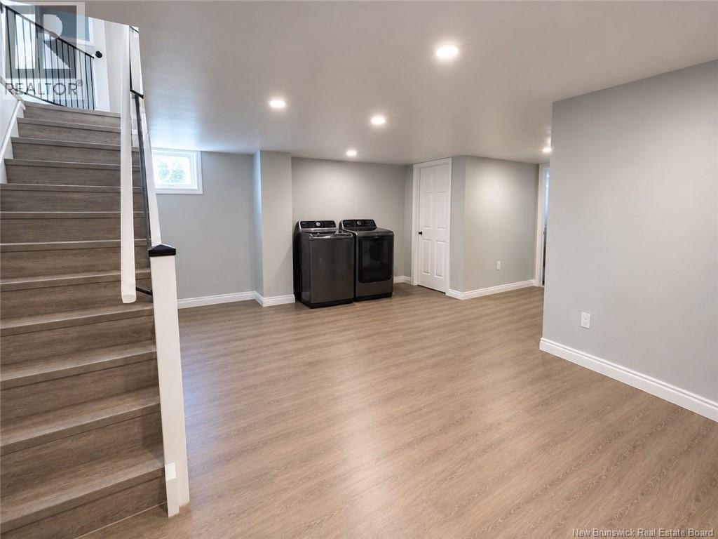 4 Lamoreaux Road - 19