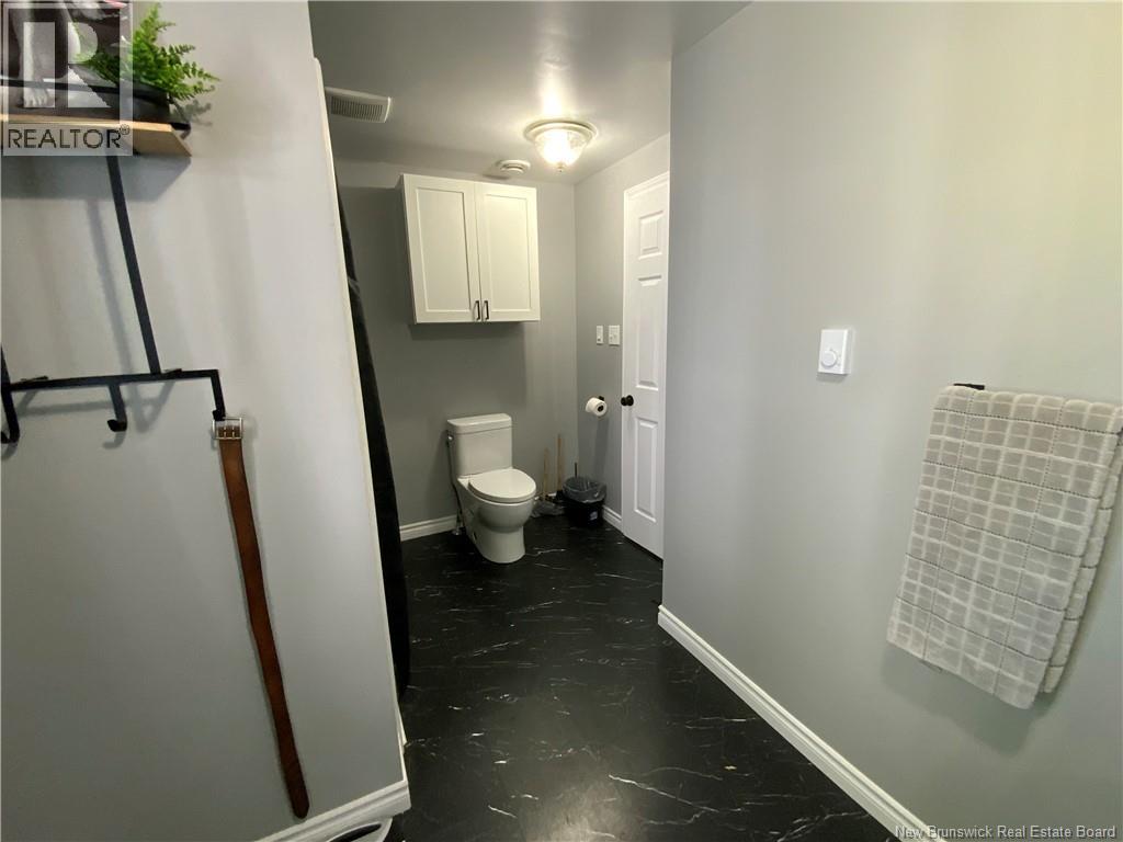 4 Lamoreaux Road - Image 15