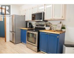 4746 Bosun Way, Pender Island, BC V0N2M0 Photo 10