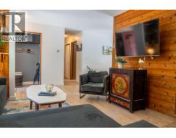 4746 Bosun Way, Pender Island, BC V0N2M0 Photo 8
