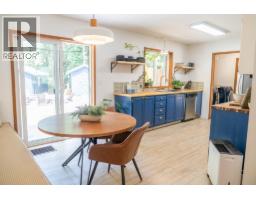 4746 Bosun Way, Pender Island, BC V0N2M0 Photo 9