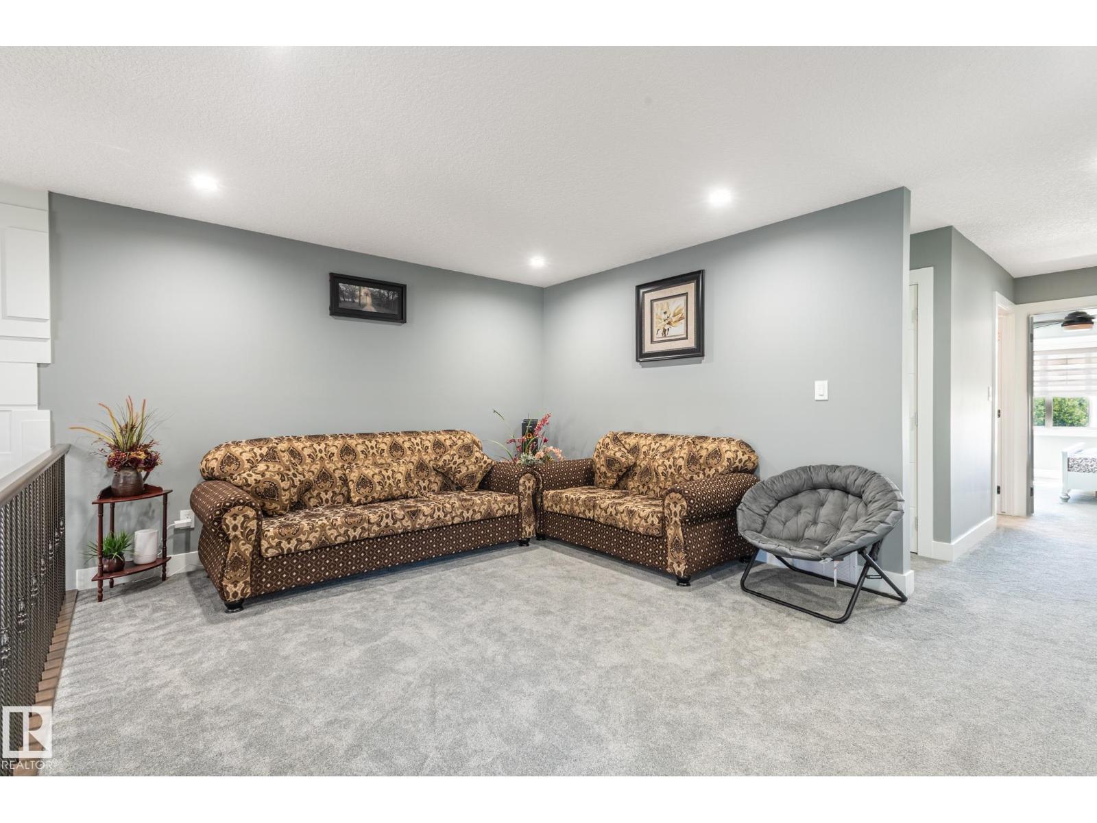 3711 HUMMINGBIRD WY NW - 33