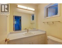 3628 Overlook Dr, Nanaimo, BC V9T1M6 Photo 30