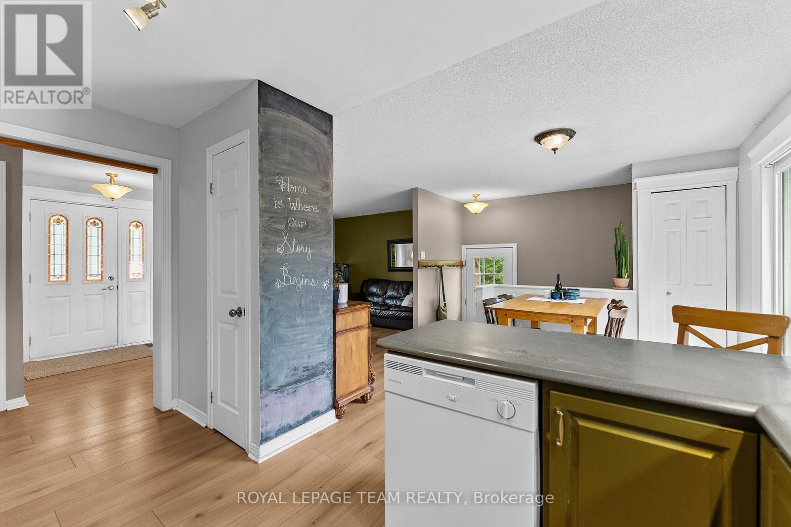 484 WYLIE ROAD - Image 17