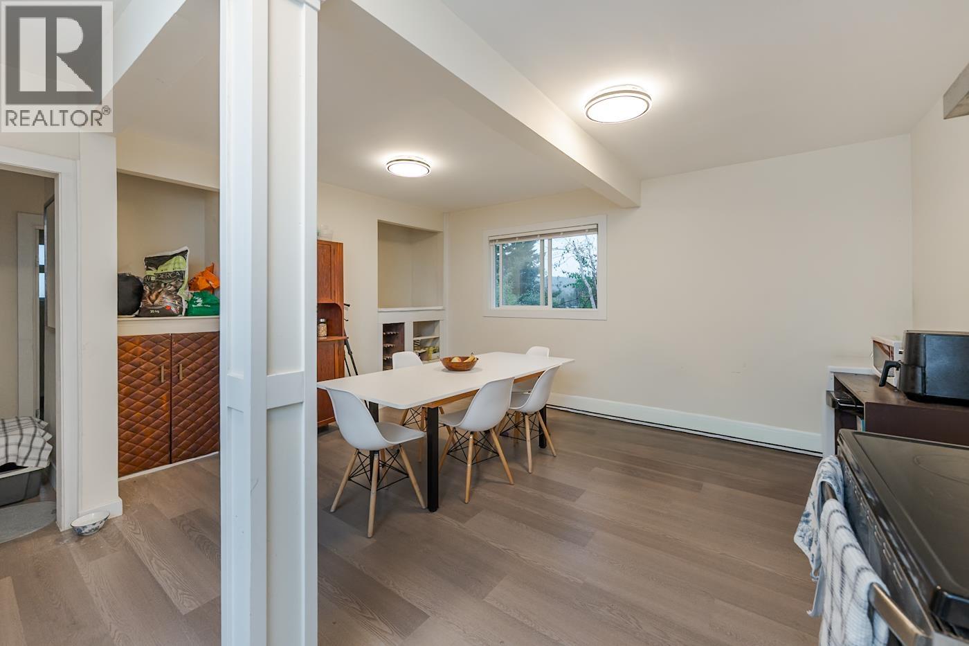 Photo 23 of 40 — 2025 PINE STREET · Prince George, BC