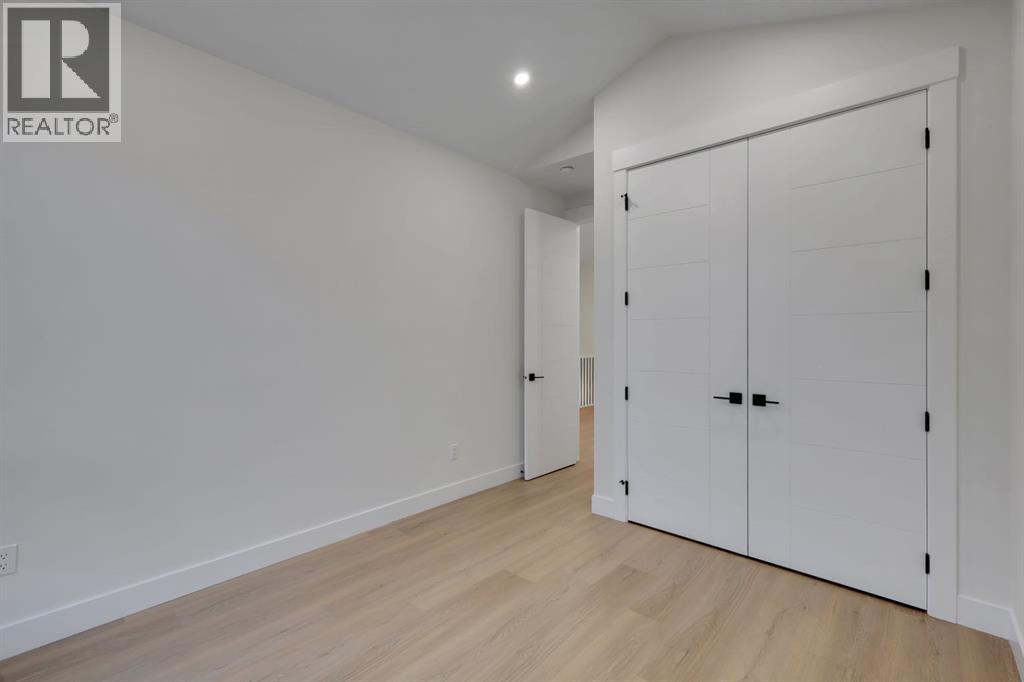 6429 33 Avenue NW - Image 32