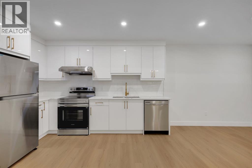 6429 33 Avenue NW - Image 36