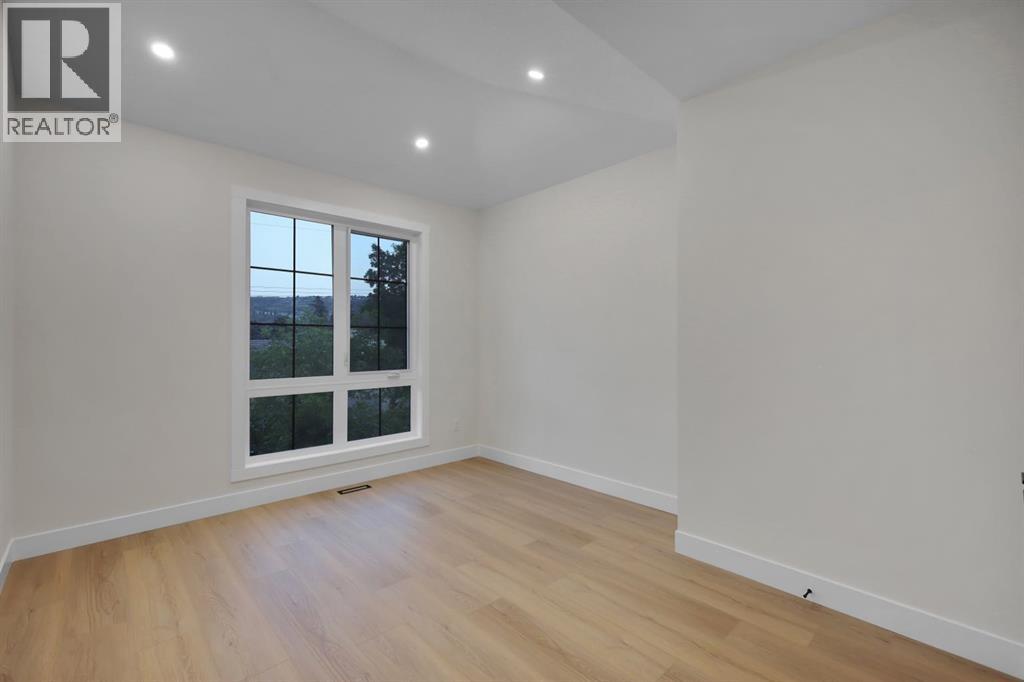 6429 33 Avenue NW - Image 33