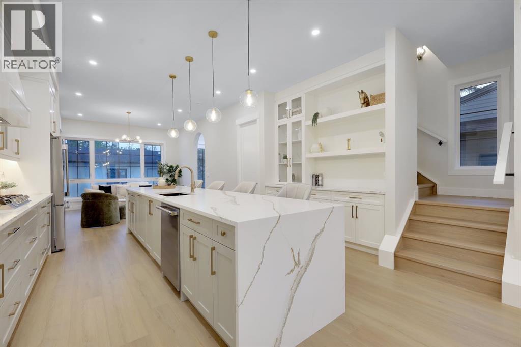 6429 33 Avenue NW - Image 8