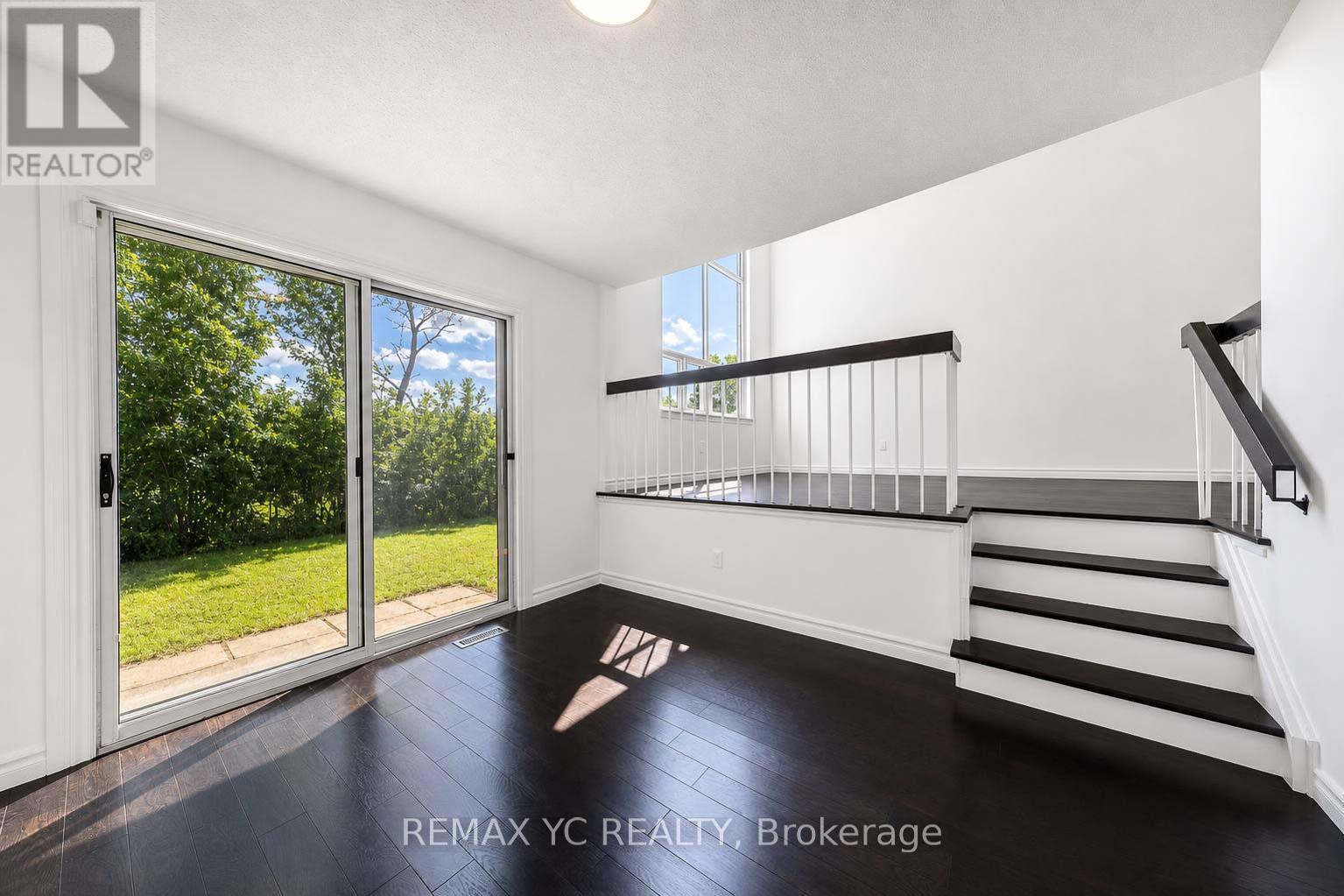 35 KITSILANO CRESCENT - Image 13