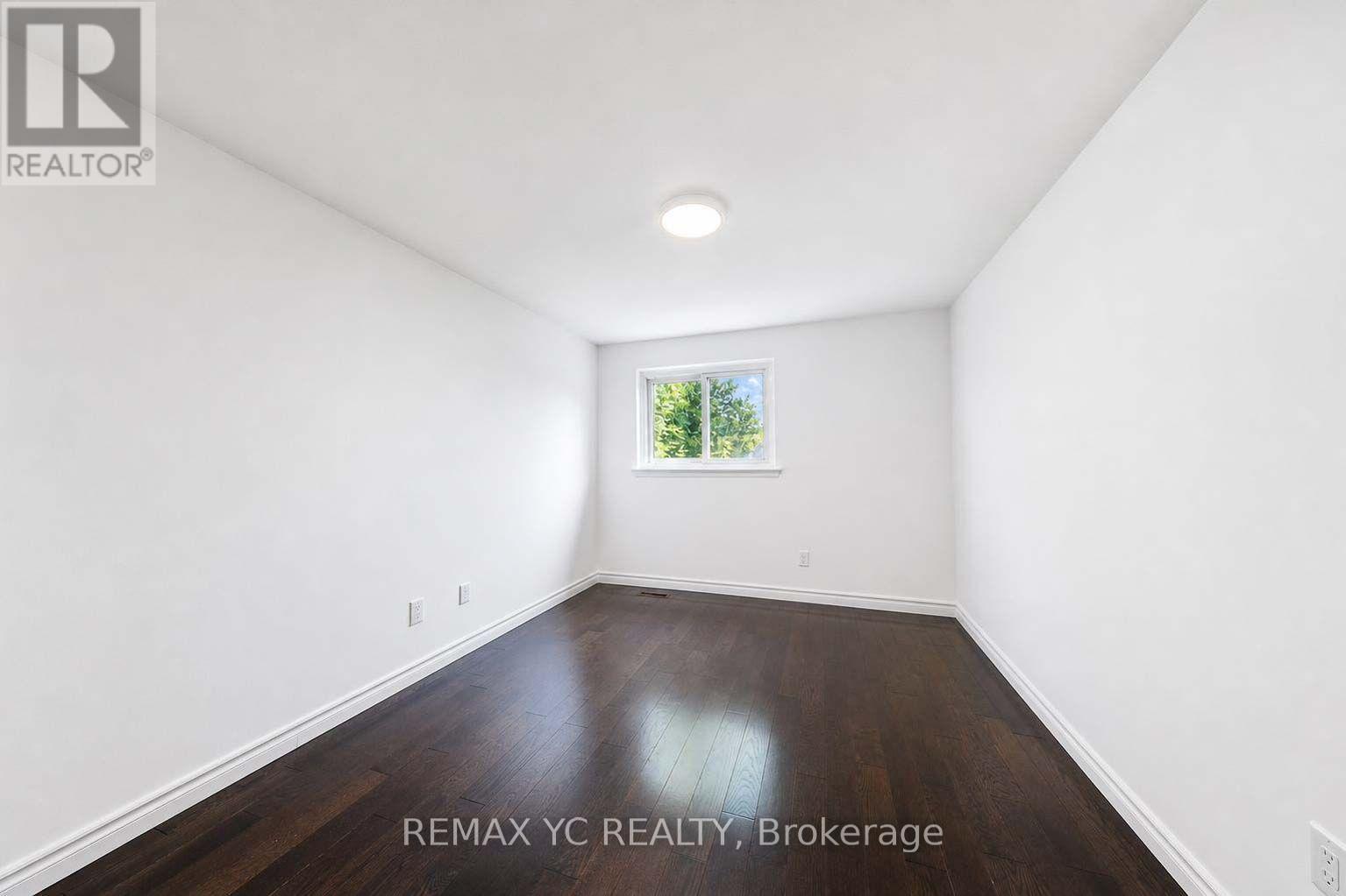 35 KITSILANO CRESCENT - Image 22