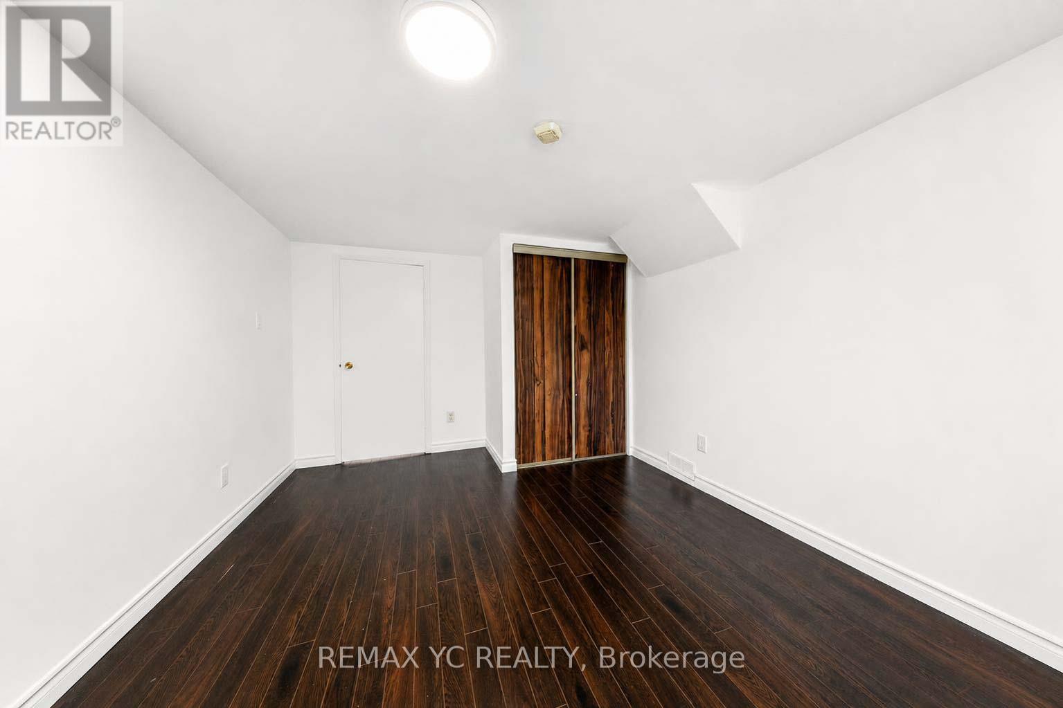 35 KITSILANO CRESCENT - Image 31