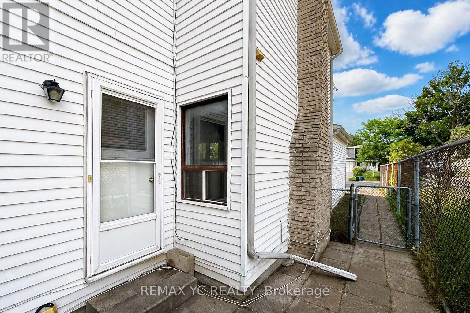 35 KITSILANO CRESCENT - Image 40