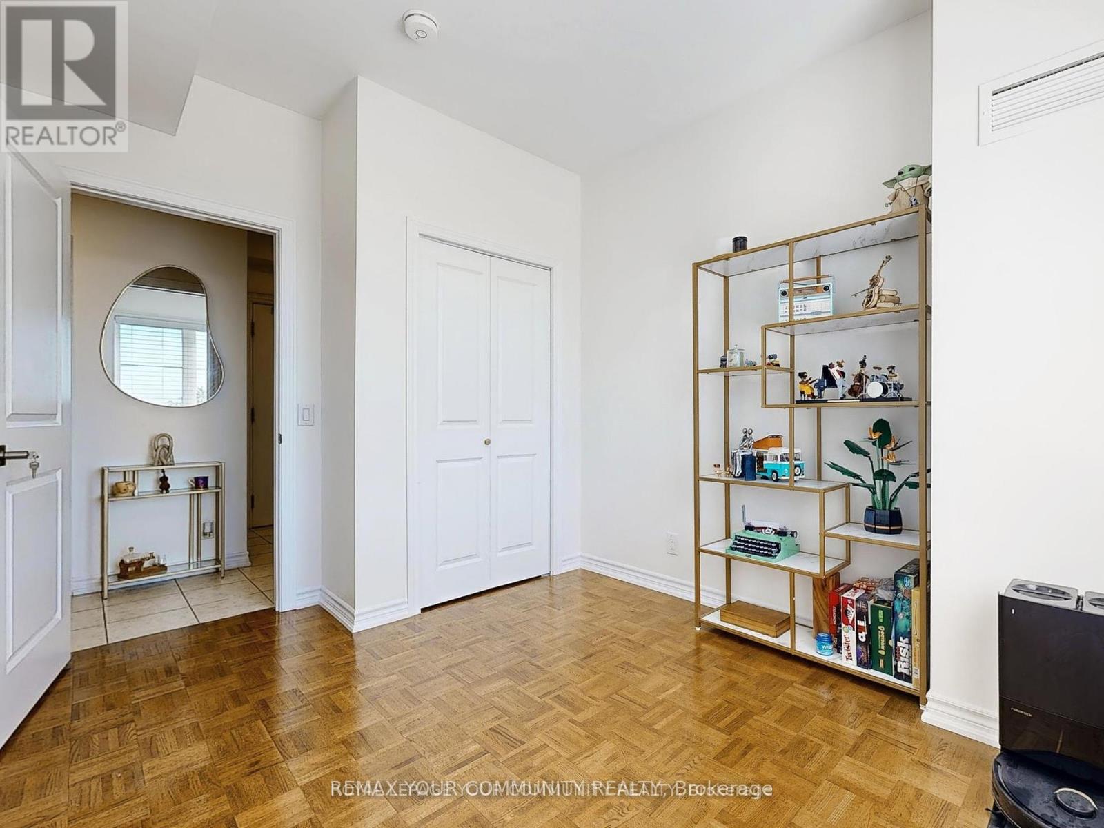 #220 9519 KEELE STREET - Image 19