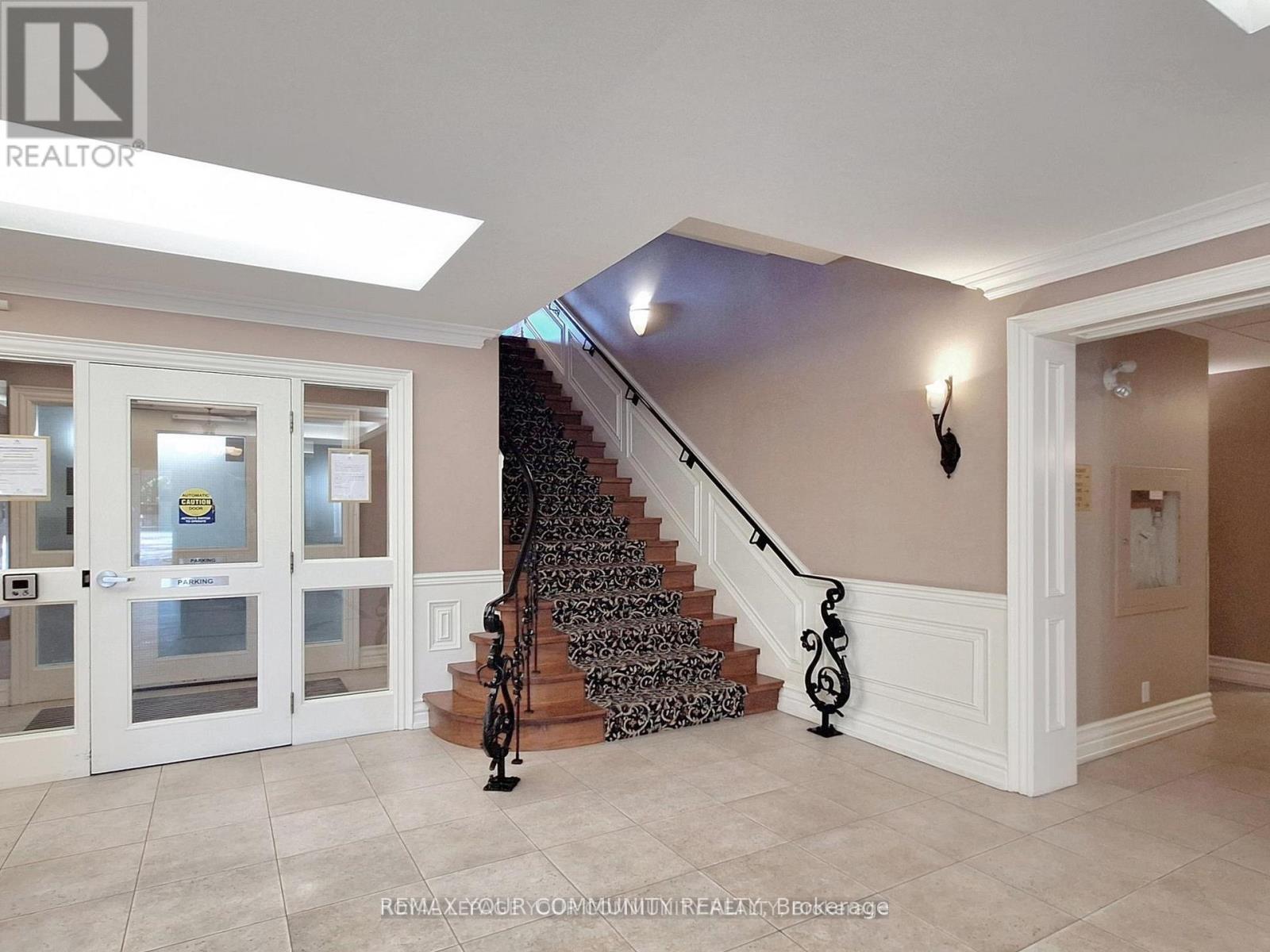 #220 9519 KEELE STREET - Image 6