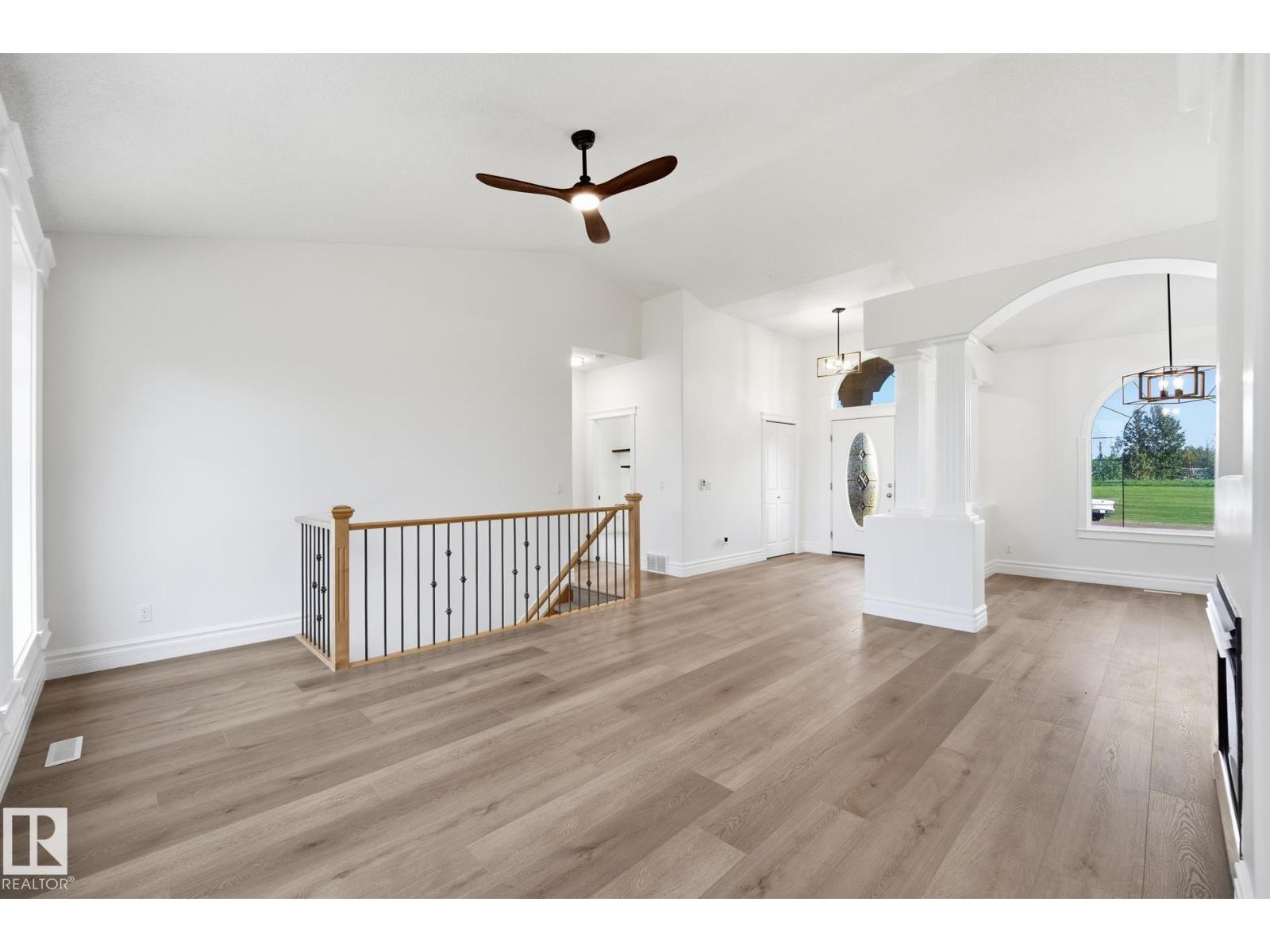 #433 20212 TWP ROAD 510 - 12