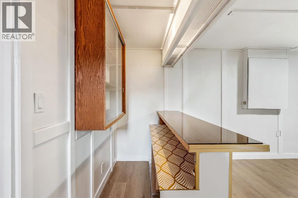 1238 8 Street N - 24