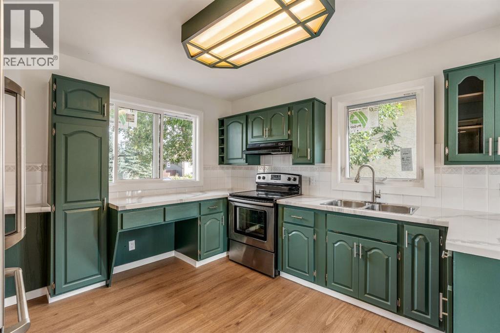 1238 8 Street N - Image 8