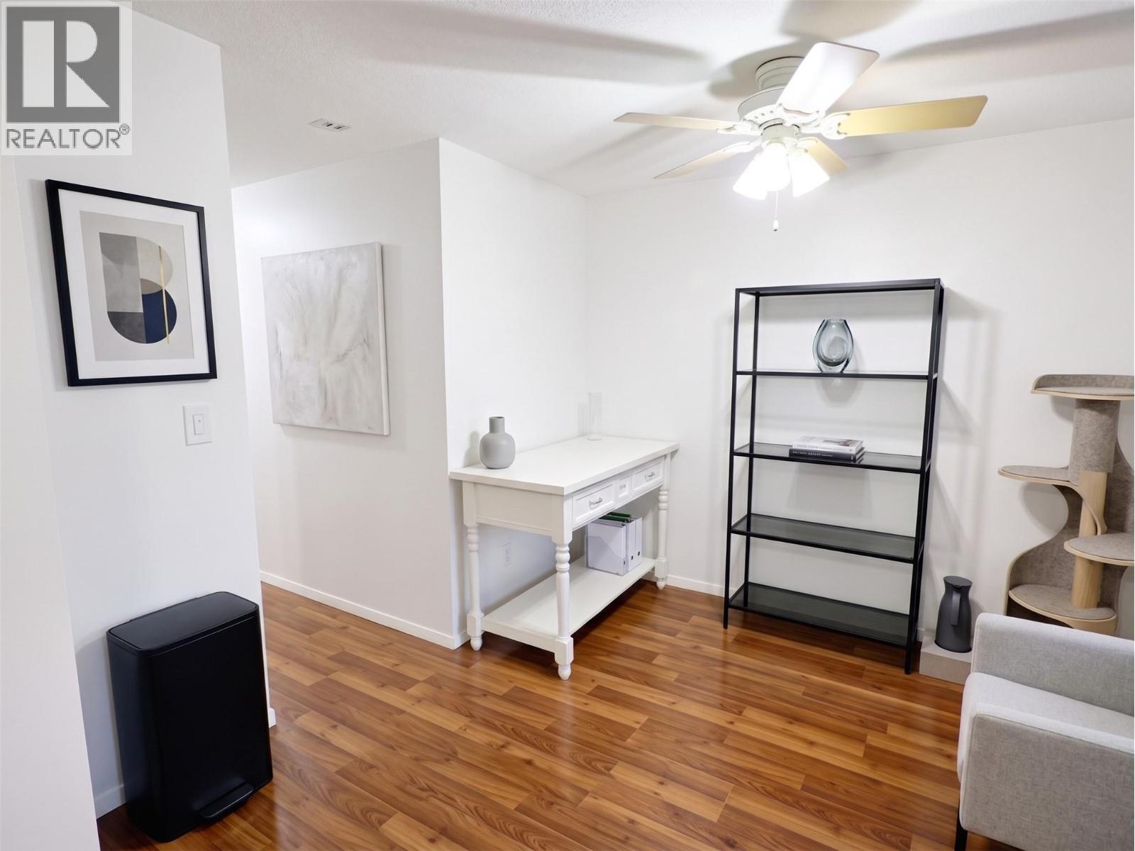 #52 1435 SUMMIT Drive - 12