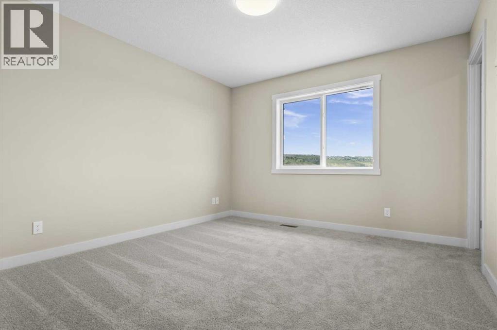 404 River Avenue, Cochrane