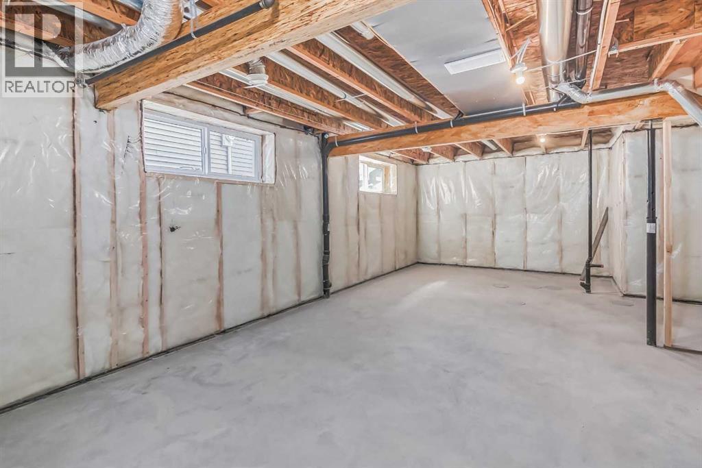 404 River Avenue, Cochrane