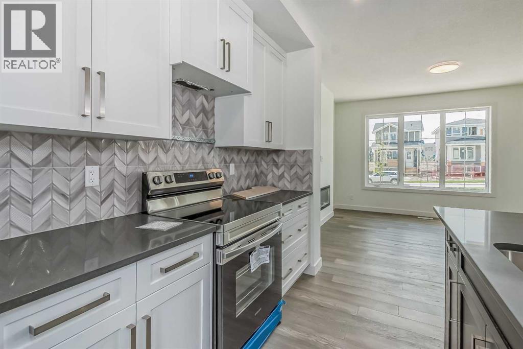 404 River Avenue, Cochrane