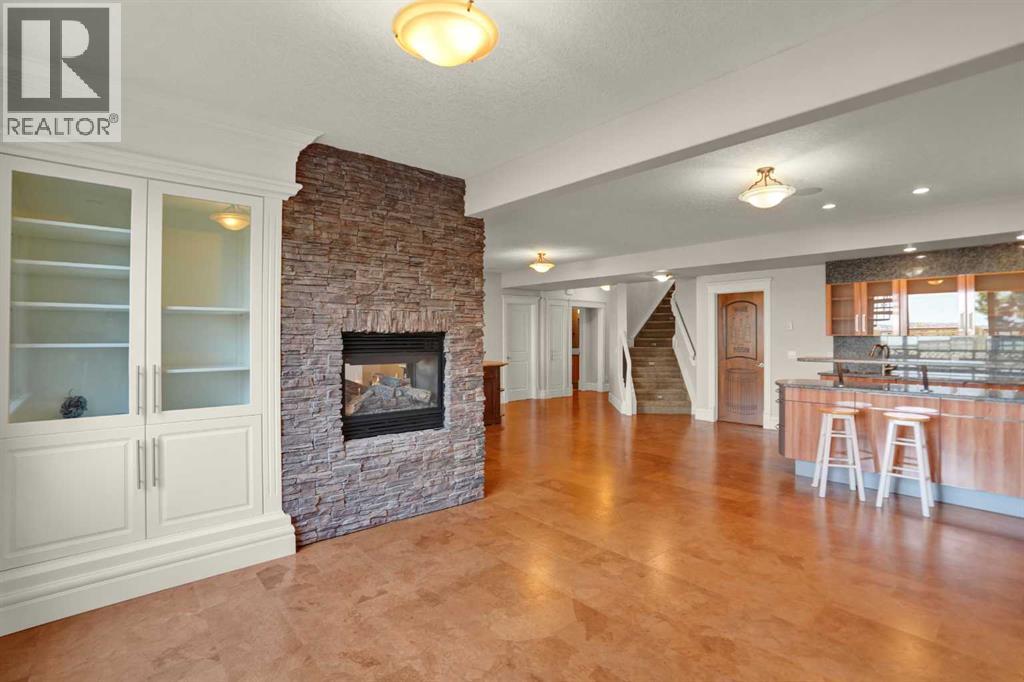 14 Coulee View SW - 40