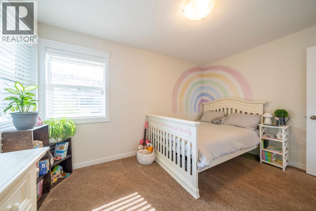 2266 LINFIELD Drive - 25