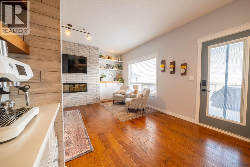 2266 LINFIELD Drive - Image 12