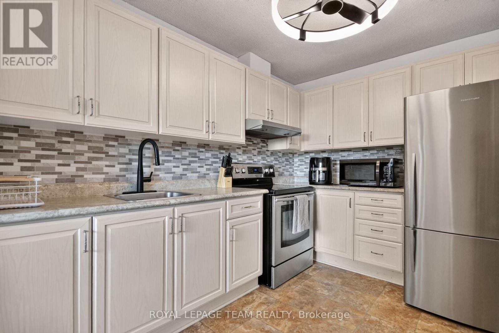 #412 1505 BASELINE ROAD - 17