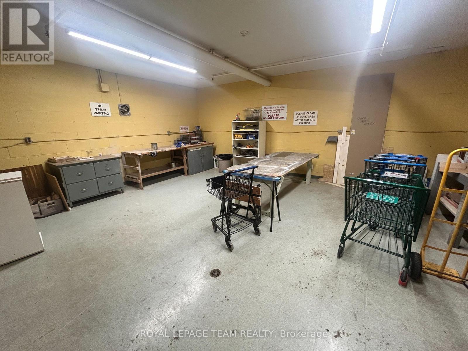 #412 1505 BASELINE ROAD - 48