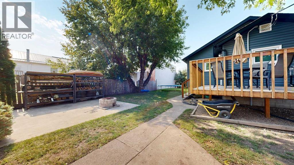 Listing photo – 5013 48 Street, Stettler